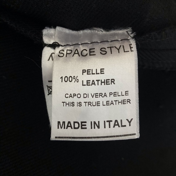 Space Style Concept Blouson Pleated Mini Dress with Leather Collar - Picture 6 of 10